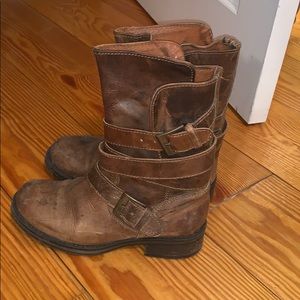 Steve Madden Brown Leather Boots